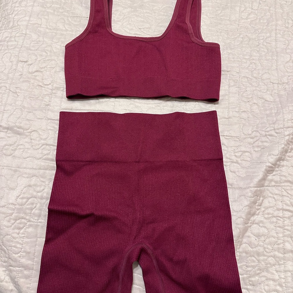 Ribbed Burgundy Sports Bra and Leggings Set